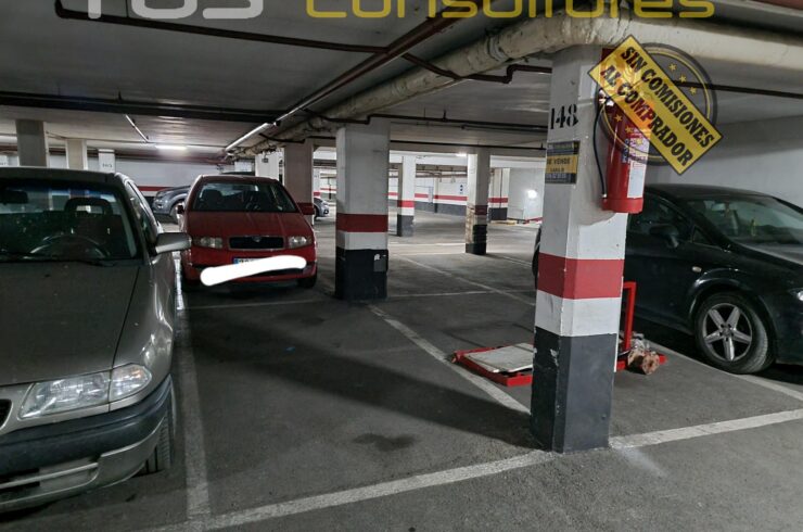 GARAJE EN ALQUILER URB. PARQUE ROMA