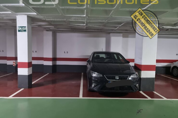 SE VENDE GARAJE DOBLE EN CALLE RAFAEL ALBERTI